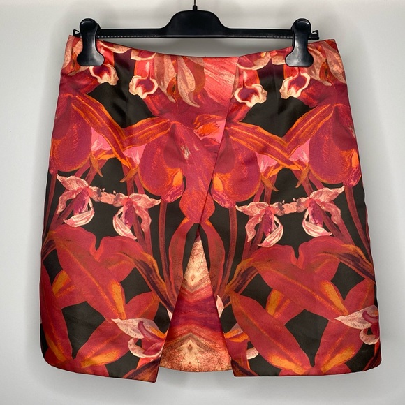 Ted Baker 90s Inspired Scarlett Floral Mini Skirt